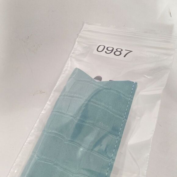 0987 Makeup Cosmetic 2.50 Flip Magnifying Glasses For Precision Application N… - Picture 7 of 7